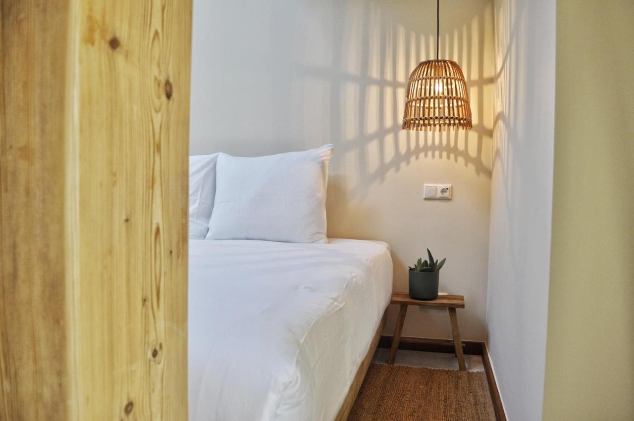 Van Heeckeren Apartments & Suites Buren Бурен Екстериор снимка